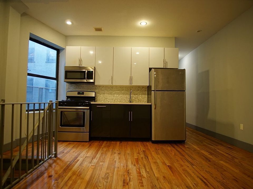 1st image of 110 Martense St #B1