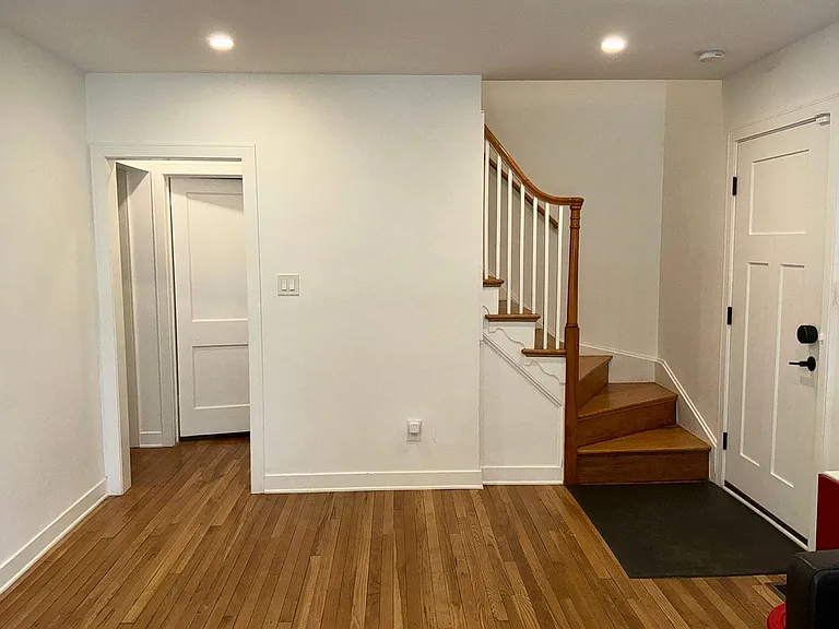 10623 S Dunmoor Dr — Photo 11