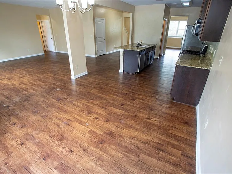 141 Westin Way — Photo 31