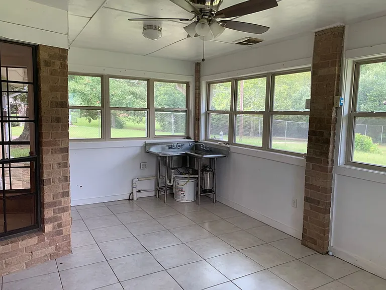 23077 Three Points Dr — Photo 7