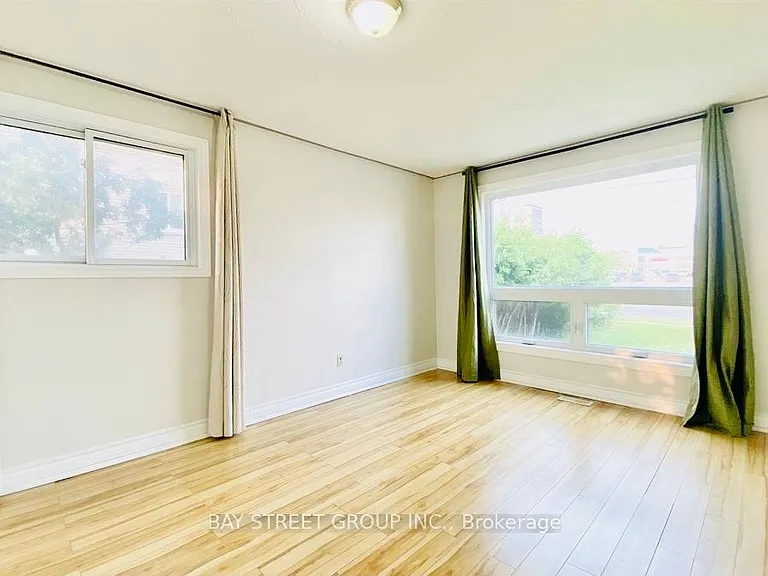 128 Stevenson Rd S #2 — Photo 6