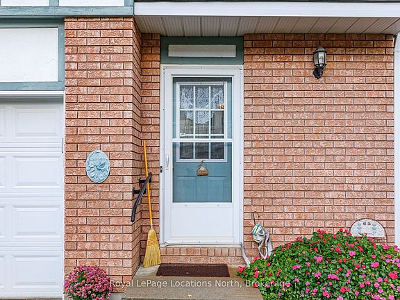 3rd image of 403 Thomas St S #8