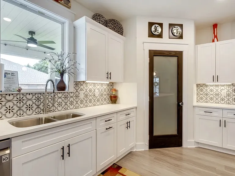 5487 Dallas Ct — Photo 4
