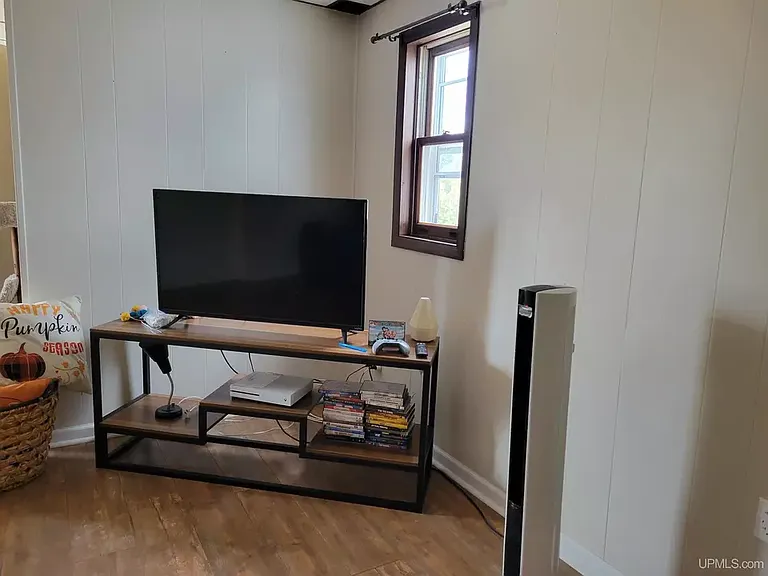 763 Maurice St #4 — Photo 3