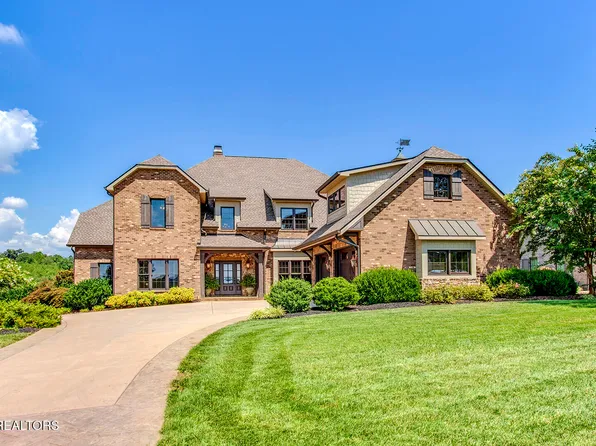227 Starboard Dr, Lenoir City, TN 37772
