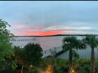 17 Osprey Dr, North Topsail Beach, NC 28460