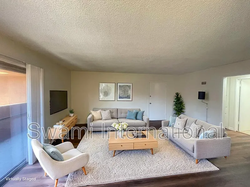 2 bed, 2.0 bath, 1212 sqft, $2,395 — Photo 1