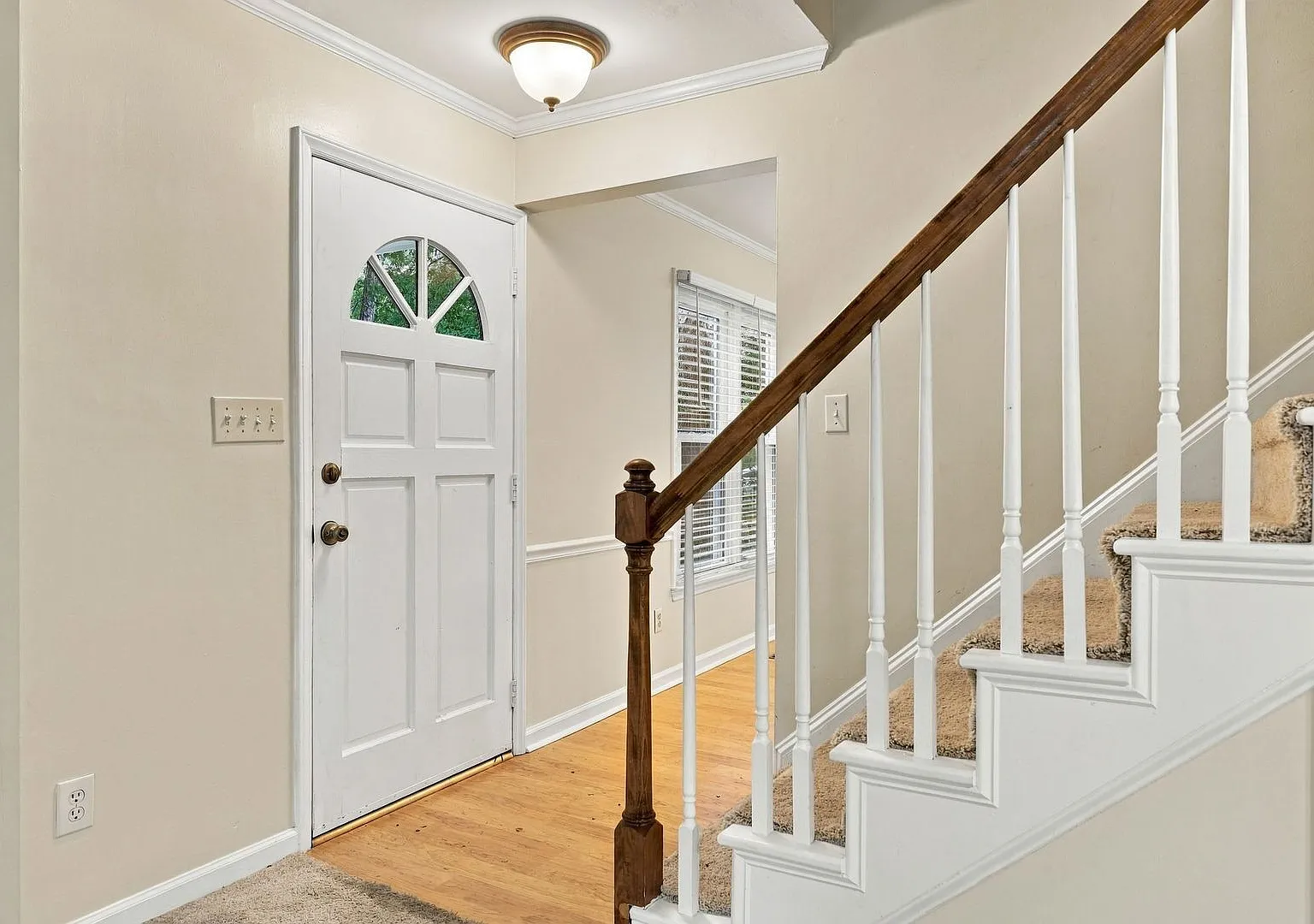 3-Bedroom Hedingham Home with Golf Course Views & Expansive Deck — Photo 3