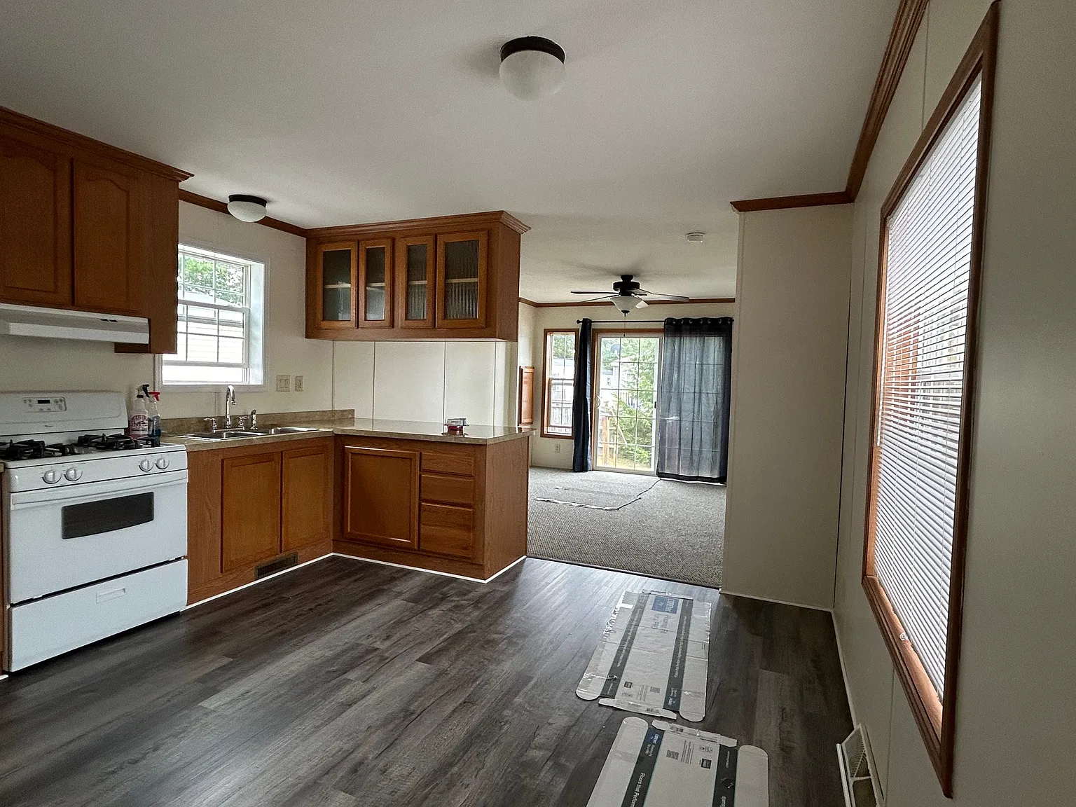2 bed, 728 sqft, $1,700 — Photo 4