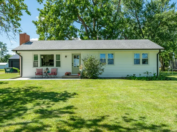 1200 SE 92nd St, Runnells, IA 50237