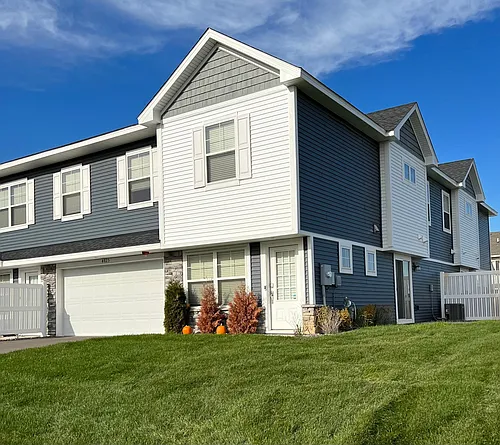 4825 Martingale Dr Photo 1