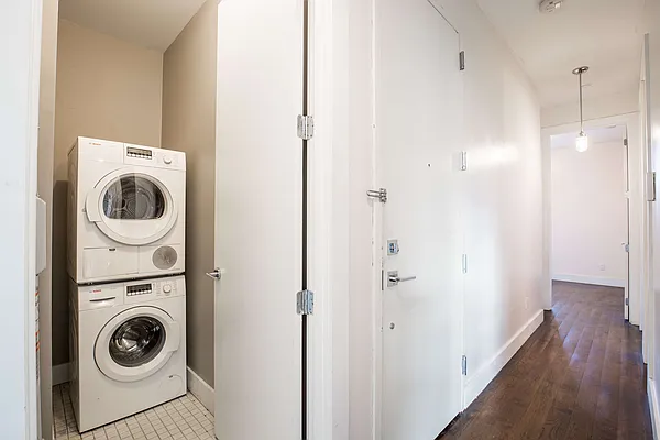 Rented by Nooklyn NYC LLC | media 38