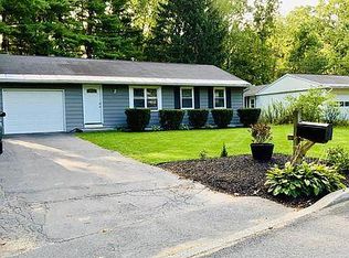14 Prospect Dr, Saratoga Springs, NY 12866