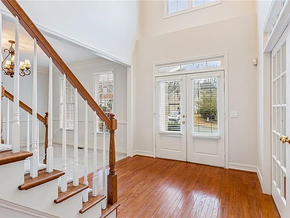 5th image of 4218 Cheltingham Ln SE