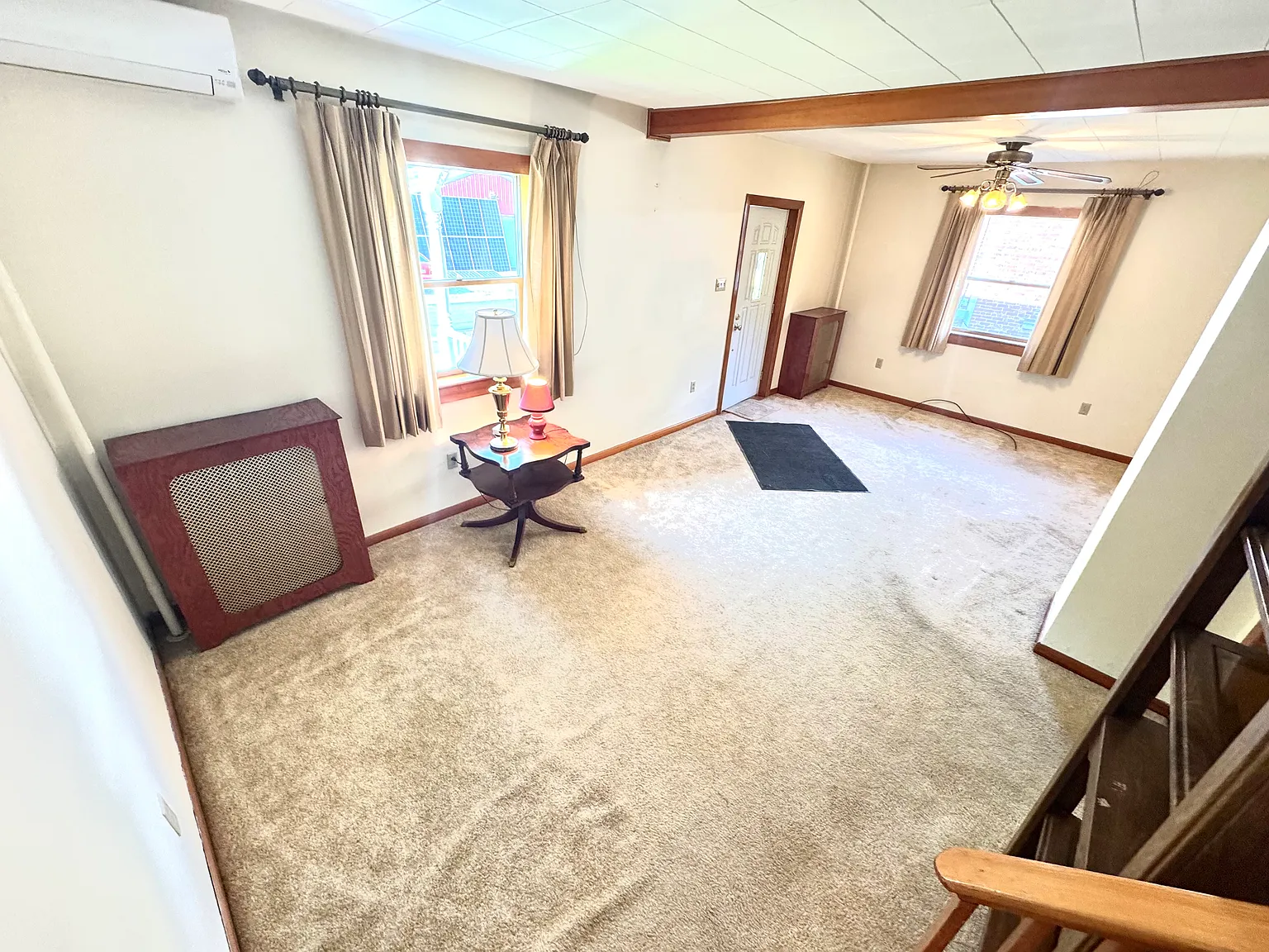 3 bed, 1.5 bath, 1350 sqft, $1,390 — Photo 2