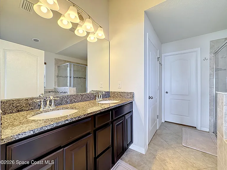 12033 Grand Kempston Dr — Photo 26