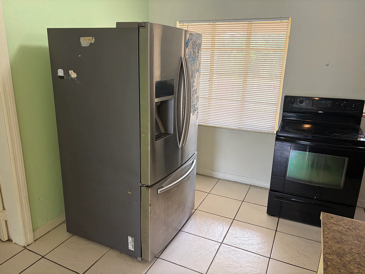 3 bed, 1227 sqft, $2,700 — Photo 4
