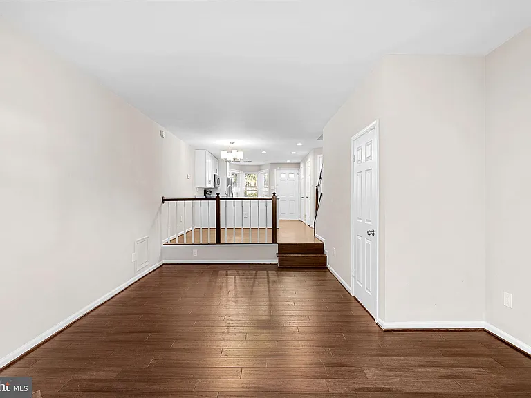 2110 Whisperwood Glen Ln — Photo 11