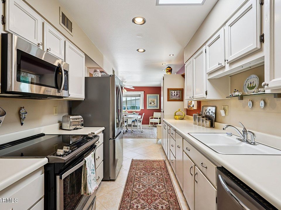 1st image of 10526 W HIGHWOOD Lane