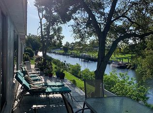 2326 Riverbluff Pkwy #246, Sarasota, FL 34231
