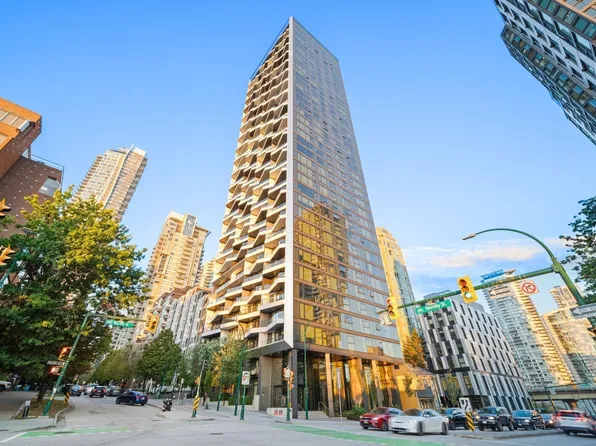 889 Pacific St, Vancouver, BC