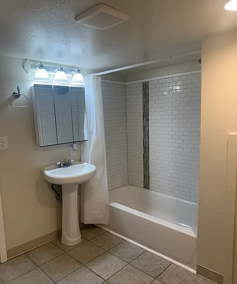 106 SE 80th Ave — Photo 8