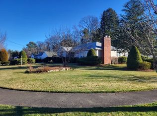 52 Country Club Dr, Brockton, MA 02301