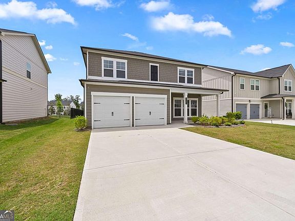 3rd image of 2197 Boxwood Cir SE