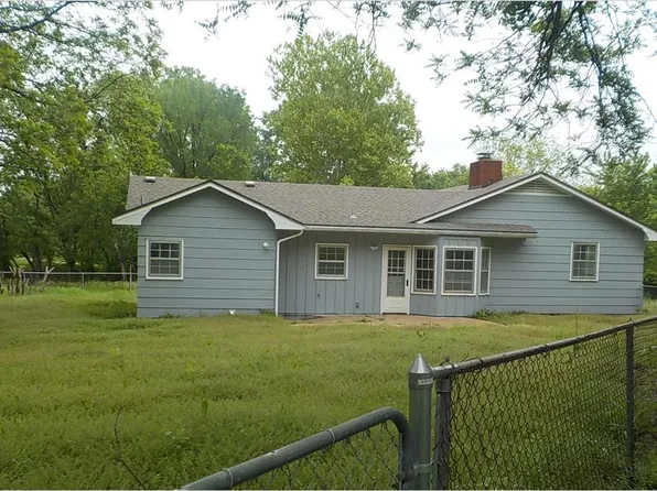 4326 County Road 2000, Coffeyville, KS 67337
