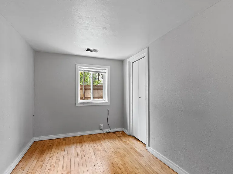 840 North St — Photo 11