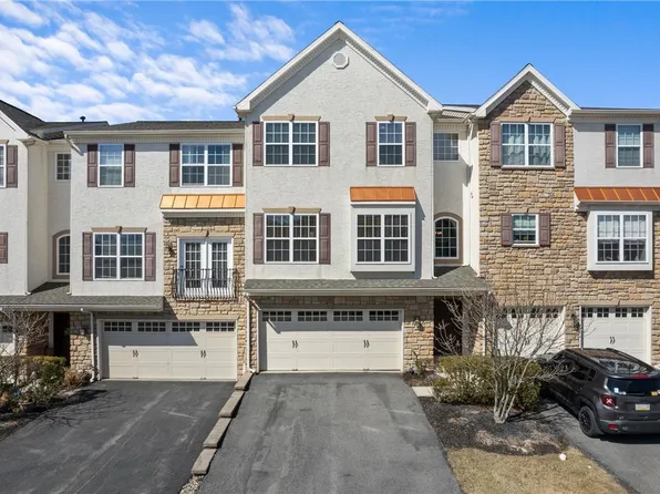 3609 Lenape Ln, Emmaus, PA 18049