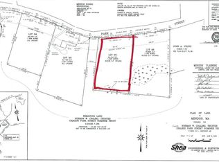 90 Park St, Mendon, MA 01756