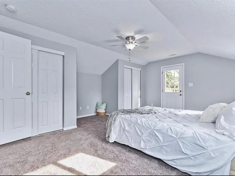 2322 Barraud Ave — Photo 4