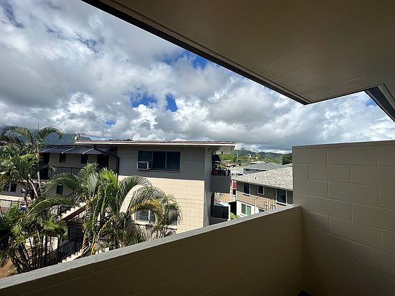 5th image of 82 Kihapai St APT 305