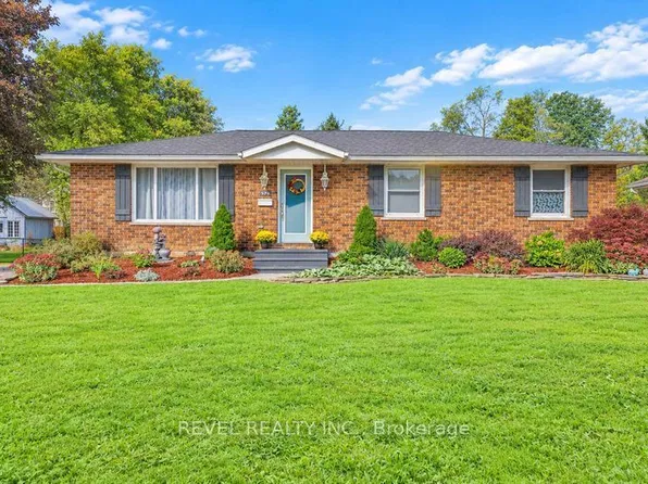 378 Beamish St, Central Elgin, ON N5L 1H5