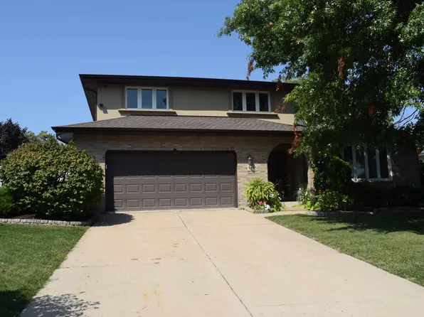 8850 W 98th Pl, Palos Hills, IL 60465