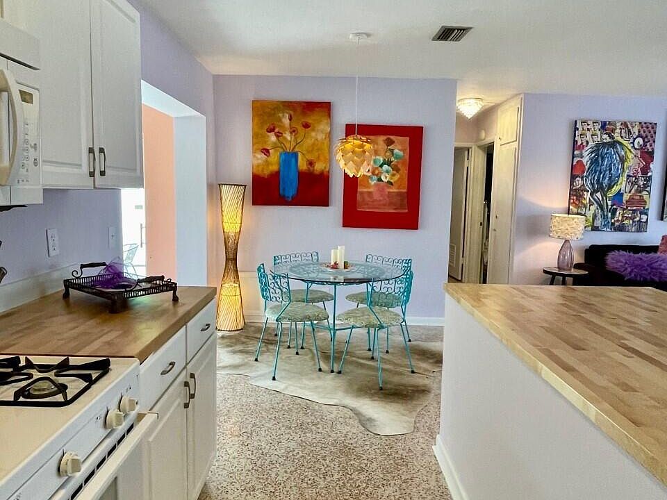 1st image of 2931 SE Morningside Boulevard