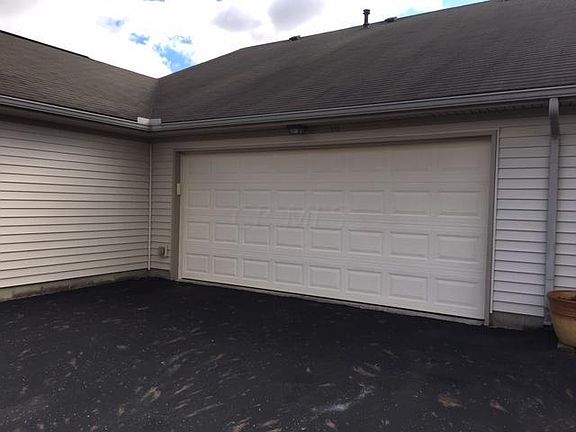 2nd image of 613 Monticello Ct