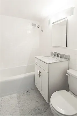 Rented by R New York | media 4