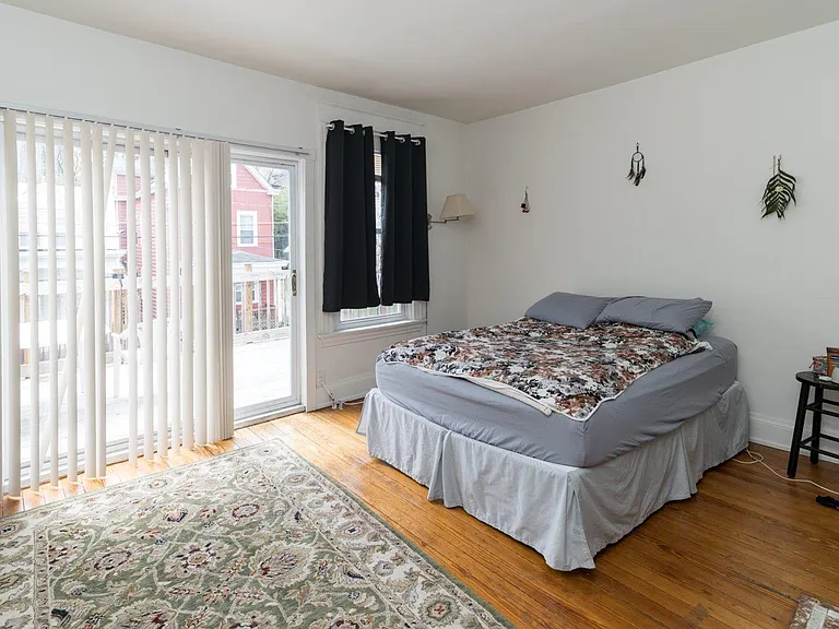 420 Ada St #2 — Photo 5