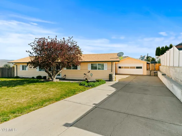 708 Daugherty Pl, Selah, WA 98942