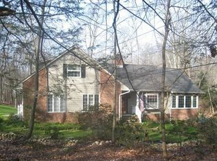 473 Laurel Ln, Kinnelon, NJ 07405