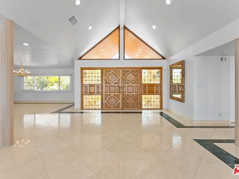 4159 Regal Oak Dr — Photo 5