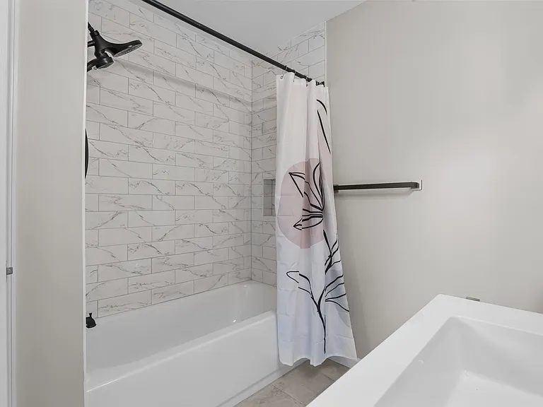 115 Goldfinch Ct #237 — Photo 20