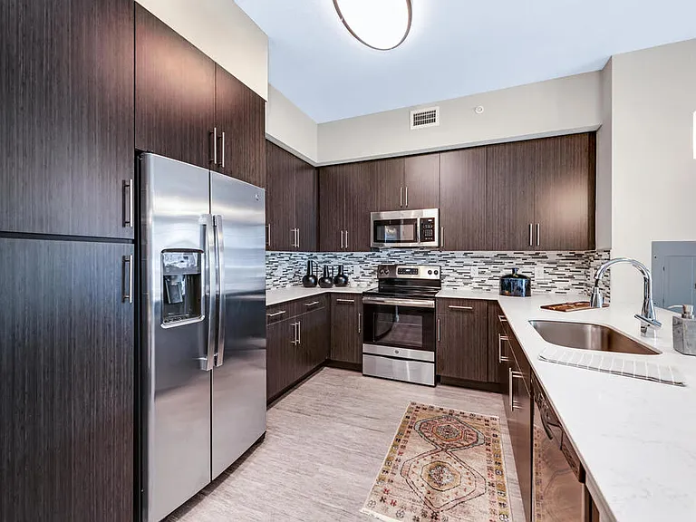 Legacy Gateway Apartments — Photo 2