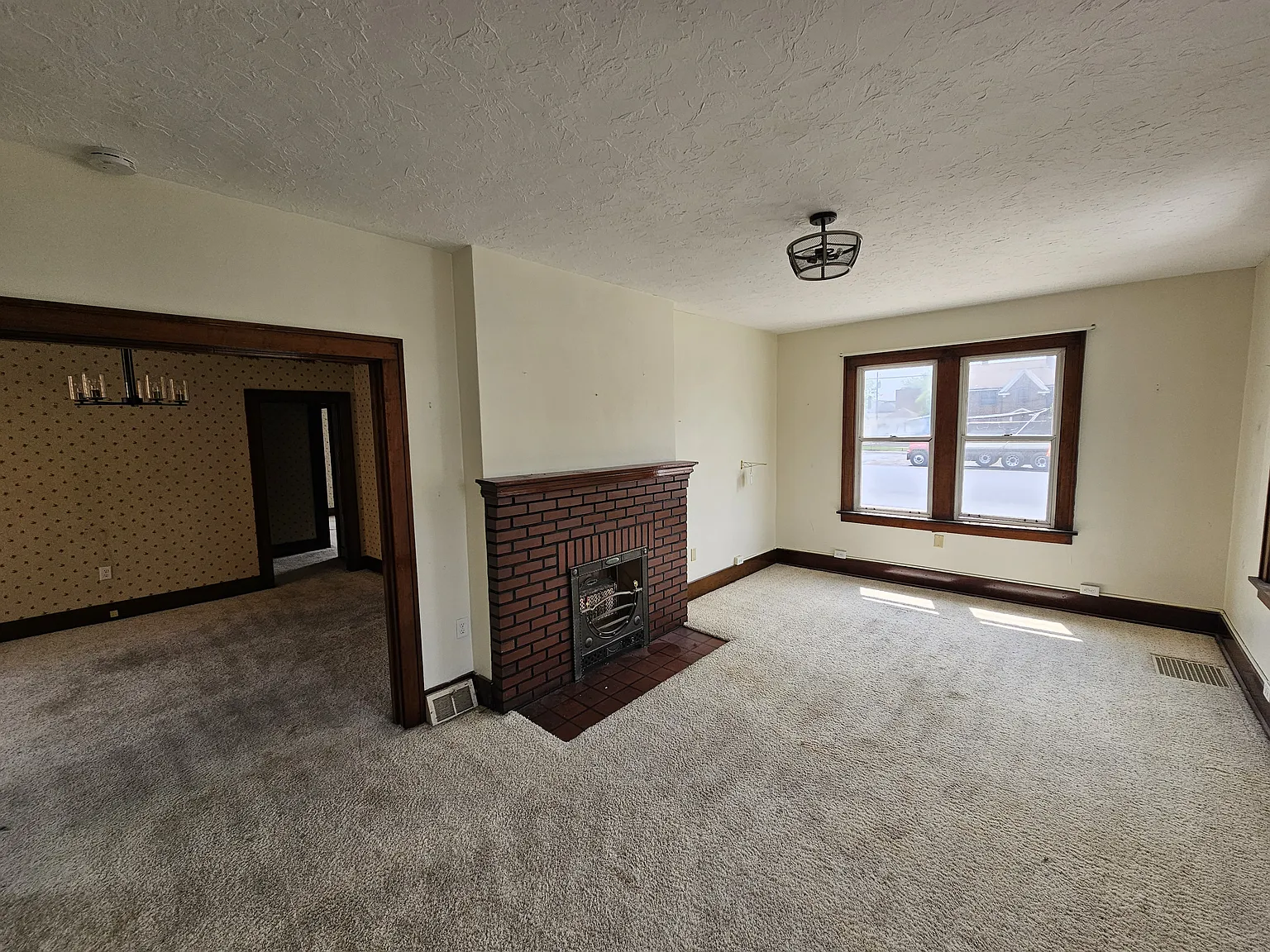 2 bed, 1000 sqft, $825 — Photo 4