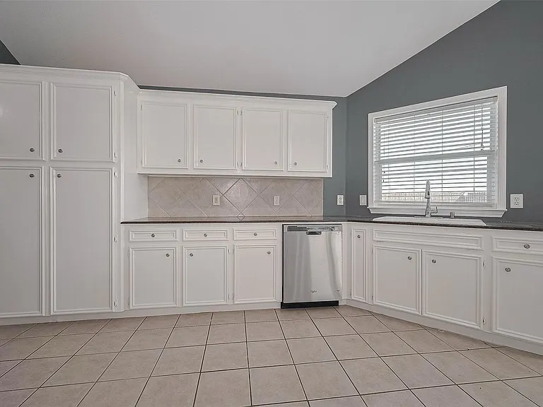 9631 Highland Pointe Dr — Photo 19