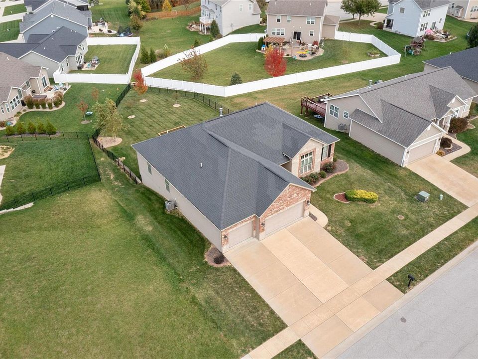 1228 Merriam Pkwy, O Fallon, IL 62269 Zillow