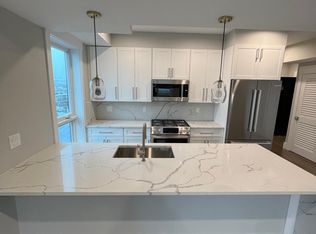 604 E Broadway #2, Boston, MA 02127