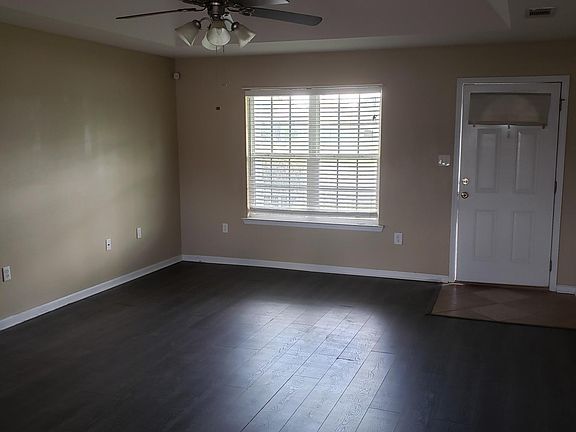 4th image of 5165 Glory Pl